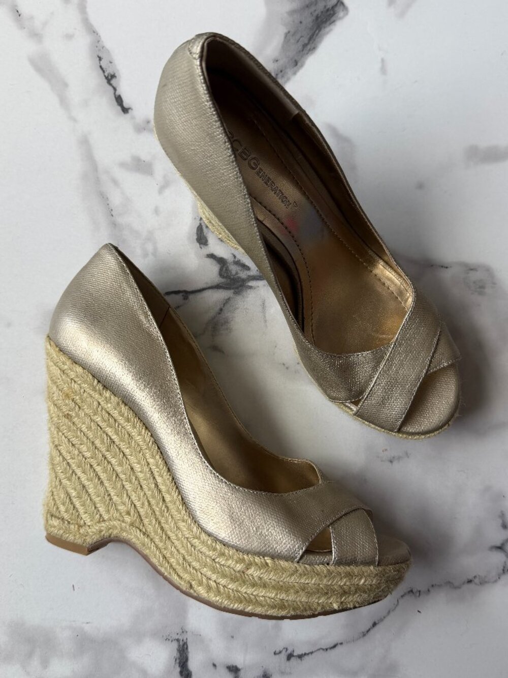 BCBGeneration Y2K Gold Leather Platform Wedges Size 7
